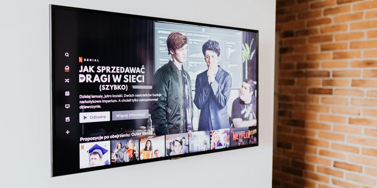 Expert TV Wall Bracket Installation in Nairobi | Call Goodlifemovers Kenya